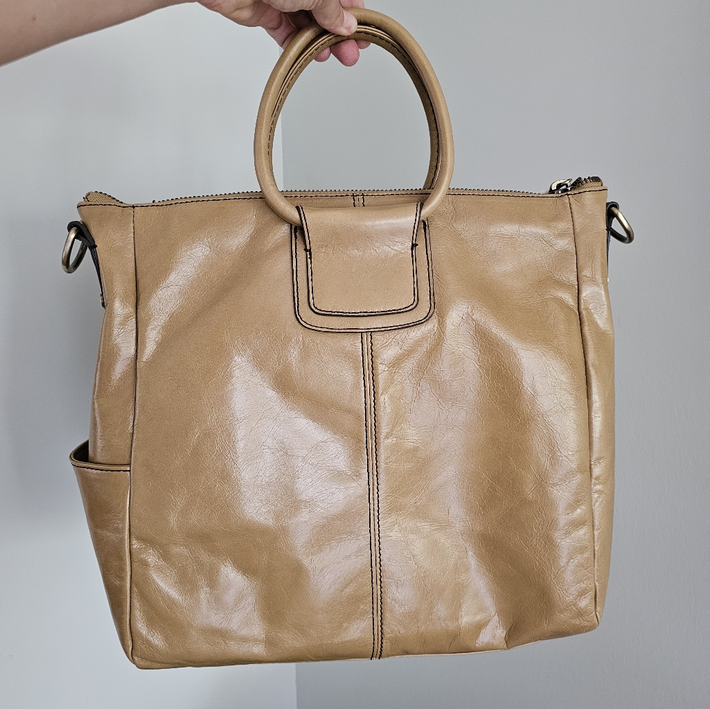 Hobo Large Sheila Tan Leather Tote With Top Handles